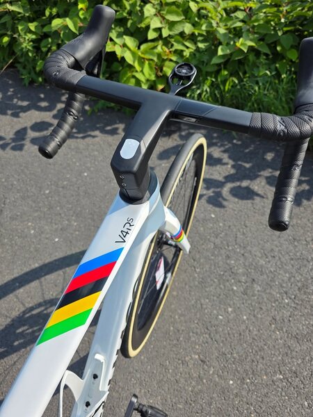 2025 Colnago V4Rs Ultegra Di2